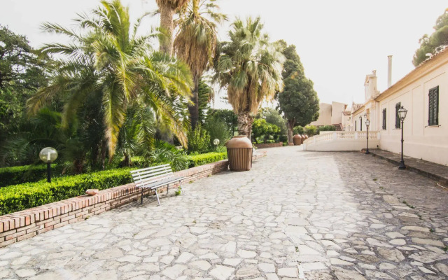 Torre Artale Hotel & Residence