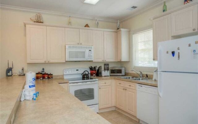 Magnolia Pointe 103 4887 2 Br condo by RedAwning