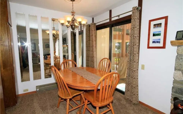 Discovery 4 #113 - 1 Br Condo