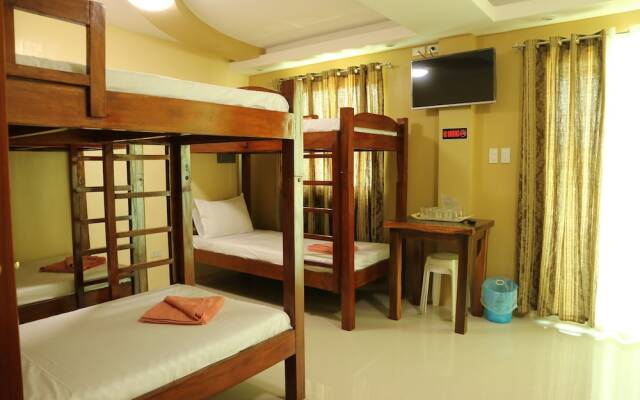 EA Apartelle - Metro Vigan - Hostel