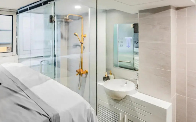 Opera House Suites
