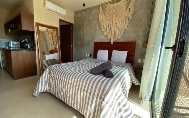 Beautiful Jungle View Luxury Studio