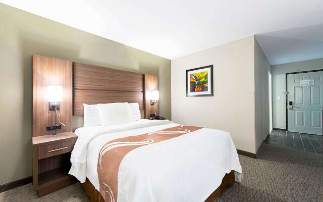 Quality Inn Mishawaka - South Bend