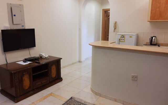OYO 541 The Mar Furnished Apartments