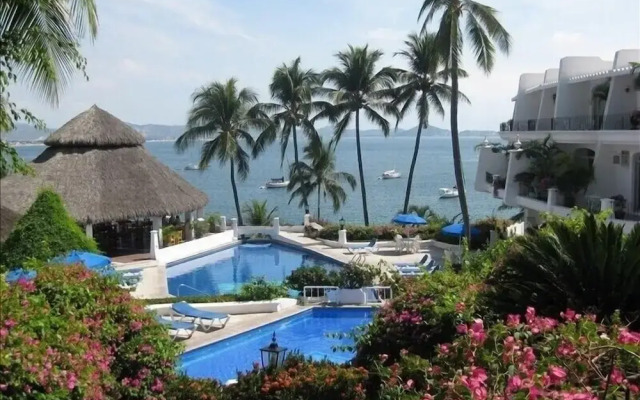 Condo Delfin by Villas HK28
