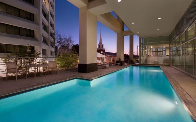 Embassy Suites Los Angeles - Glendale