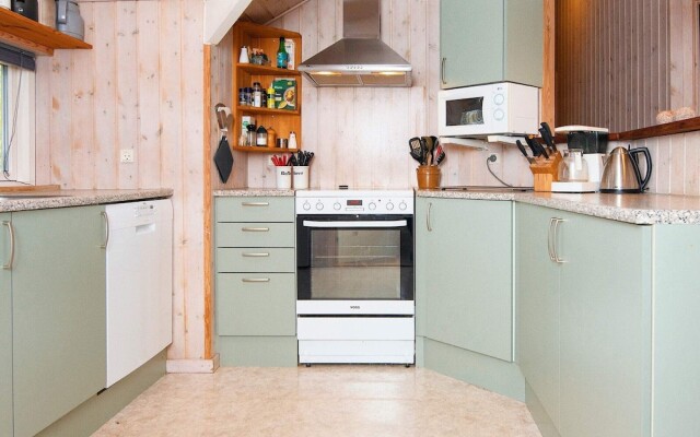 10 Person Holiday Home in Farvang-by Traum