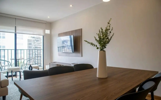 Beautiful 2BR With Fantastic Pool in Miraflores