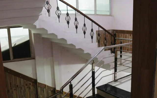 Hotel Aaditya by OYO Rooms