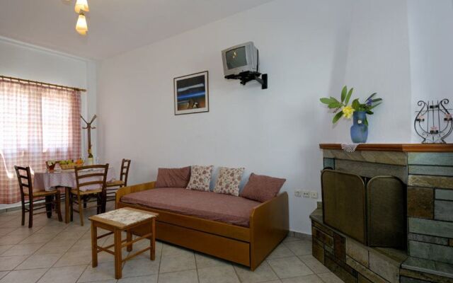 Studios Charoula