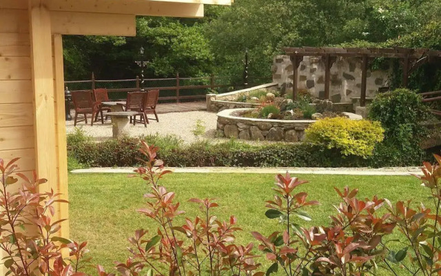 Tudor Lodge