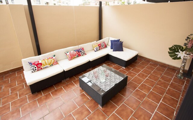 Strawberry & Cherry Apartment
