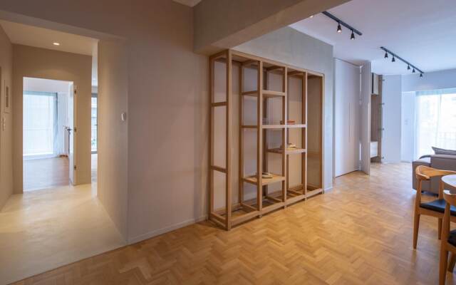 Hippocrates - Faliro Deluxe Apartment