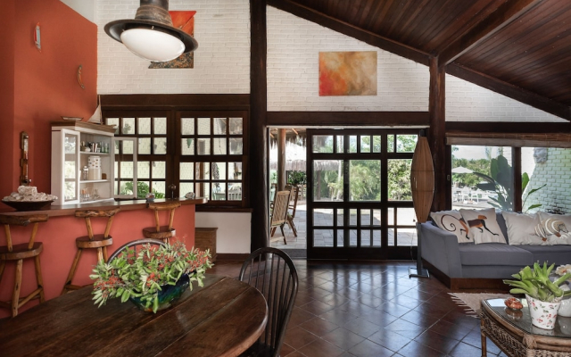 Suites Com Piscina Outeiro - Espelho