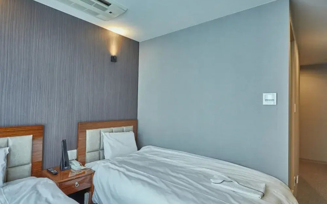 EZ HOTEL KIX Seaside