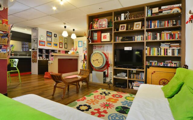 River City Inn - Hostel