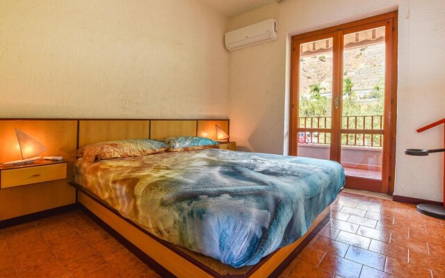 Stunning Apartment in Letojanni With Wifi and 2 Bedrooms