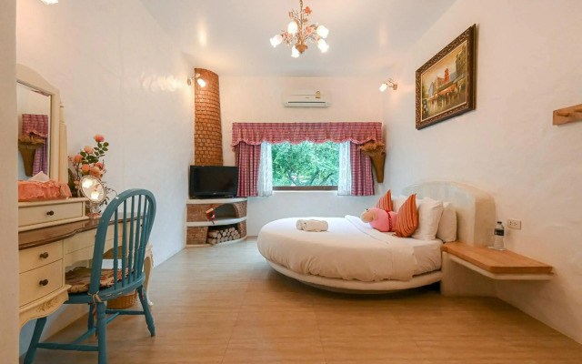 Swiss Valley Hip Resort