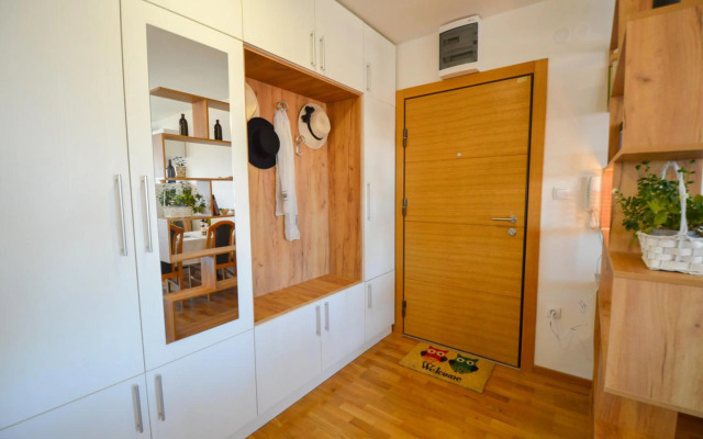 Shine24 - Spacious and bright apartment - NEW