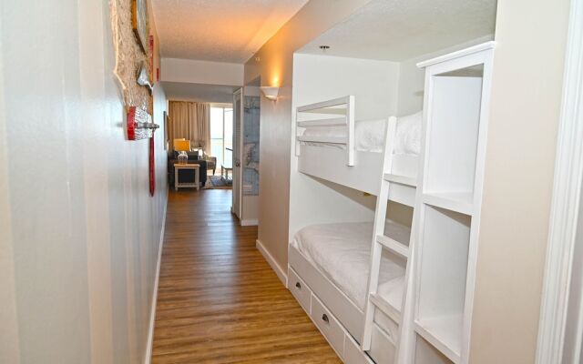 Pelican Beach 1506 1 Bedroom Condo by Pelican Beach Management