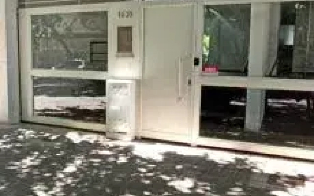 La Plata moderno apart