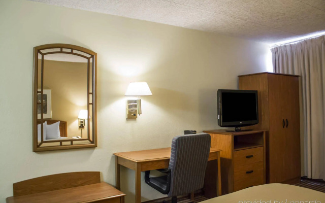 Econo Lodge Wickliffe - Cleveland East
