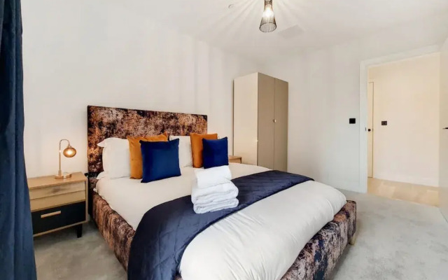Deluxe Wembley Harrow Apartment