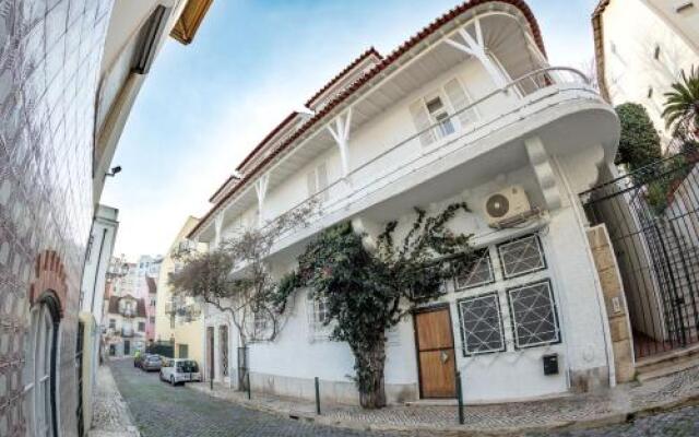The Lisbon Flat GraCa