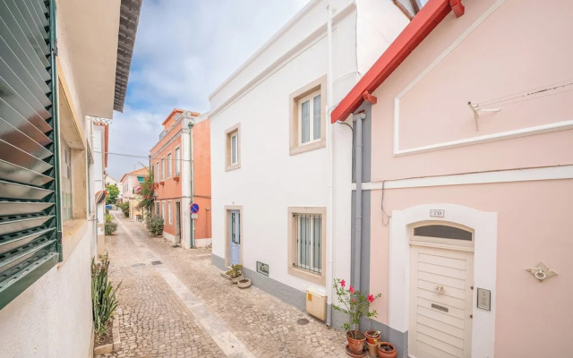 Blue Tide - Two Bedroom Apartment
