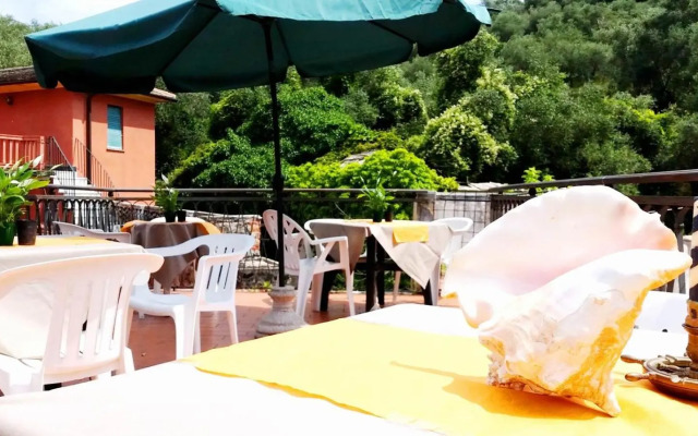 Ospitalia del Mare Hostel