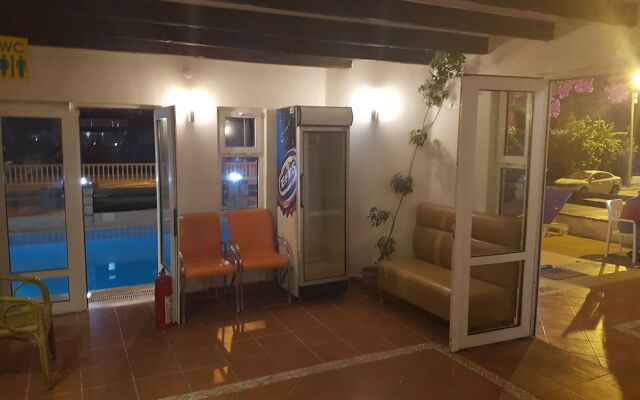 Selenya Apart Hotel
