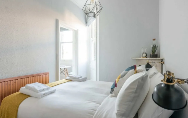 Stunning Flat Near the Beach & Trains