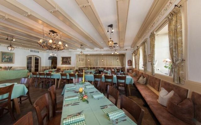 Hotel Gasthof Alte Post Holzkirchen