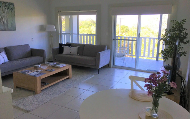 The Country House at Hunchy Montville