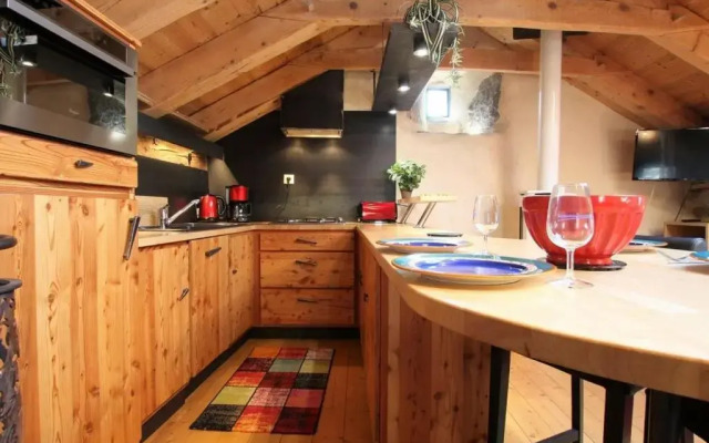 Gîte Saint-Julien-Chapteuil, 2 pièces, 2 personnes - FR-1-582-29