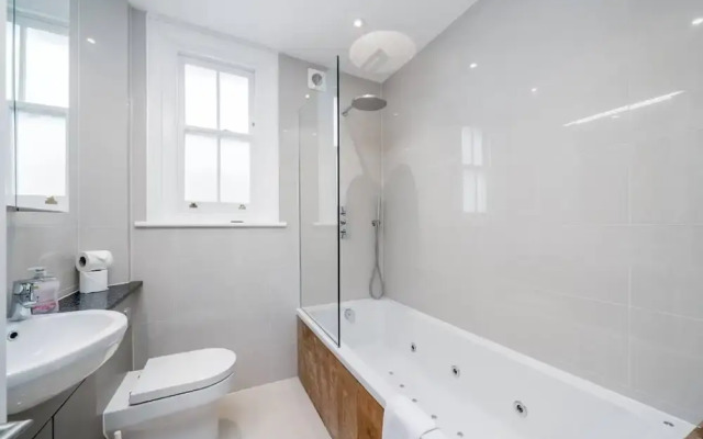 Stunning house near Notting Hill