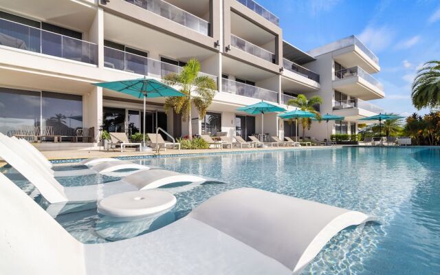 O Condominium Beachfront Residences