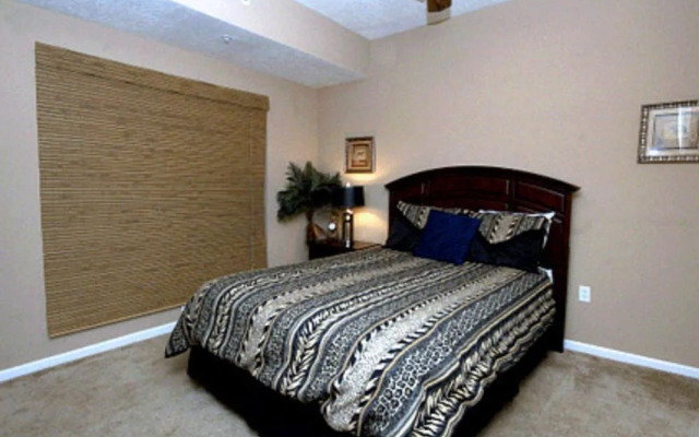 Colonnades 1202 - 3 Br condo