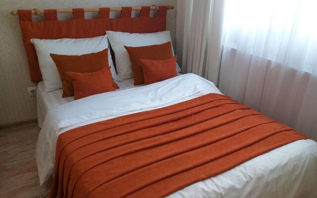 Я к Вам на улице Крылова 15 корпус 1