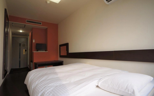 Green Rich Hotel Suizenji – Guest Rooms – Kumamoto