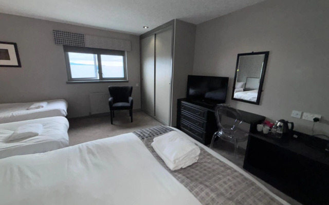 Richmond Park Hotel