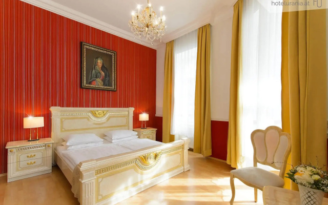 Hotel Urania
