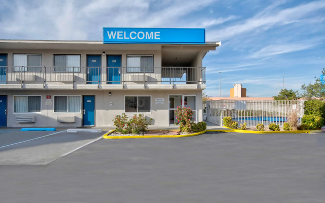Motel 6 Albuquerque, NM - Midtown