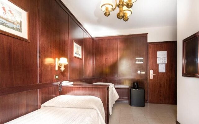 Hotel Capanna DOro