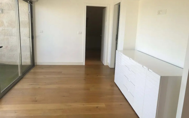 MBH8 - 12 Maavar Beit Haknesset - Jerusalem-Rent