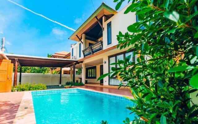 Blue Ocean Pool Villa Pattaya