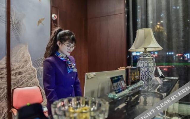 Xinbaidu Hotel