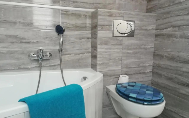 Class Apartment