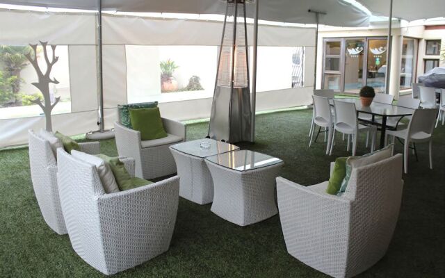 Feathers Boutique Hotel