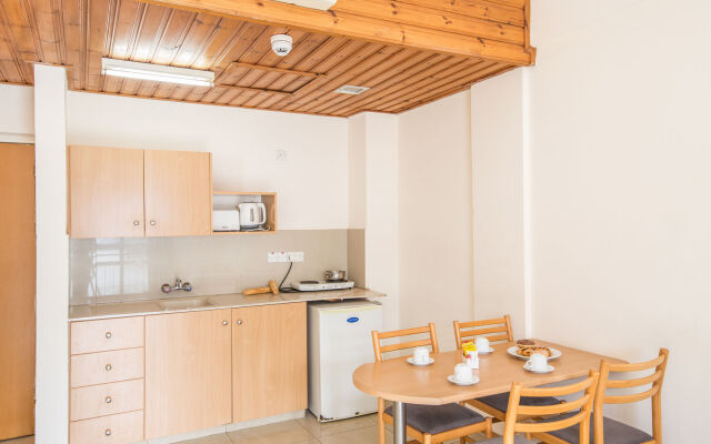 Anthea Hotel Apartments